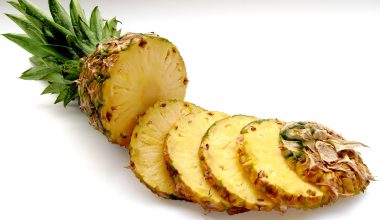 Can Guinea Pigs Eat Pineapple