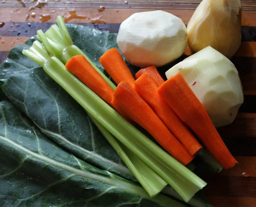 can guinea pigs eat celery